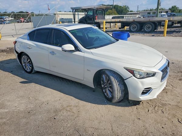 2018 INFINITI Q50