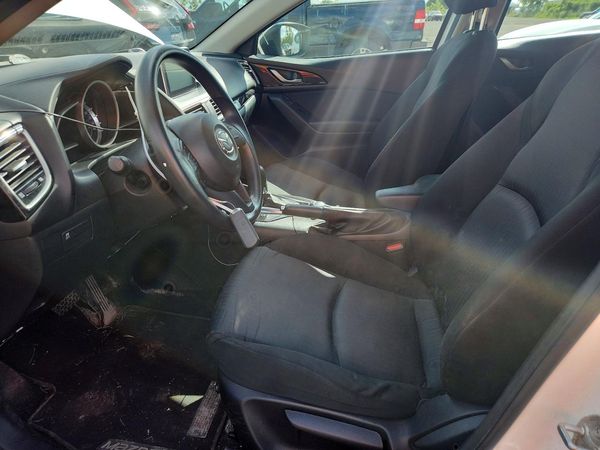 2016 MAZDA 3 Sport/GX