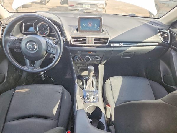 2016 MAZDA 3 Sport/GX