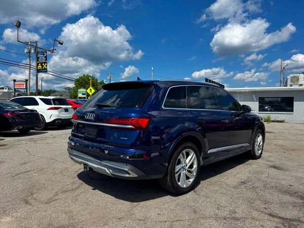 2020 AUDI Q7 quattro Premium Plus