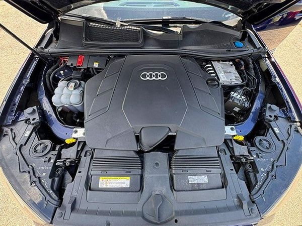 2020 AUDI Q7 quattro Premium Plus
