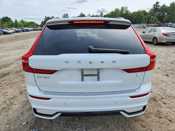 2024 VOLVO XC60