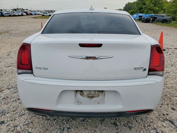 2020 CHRYSLER 300