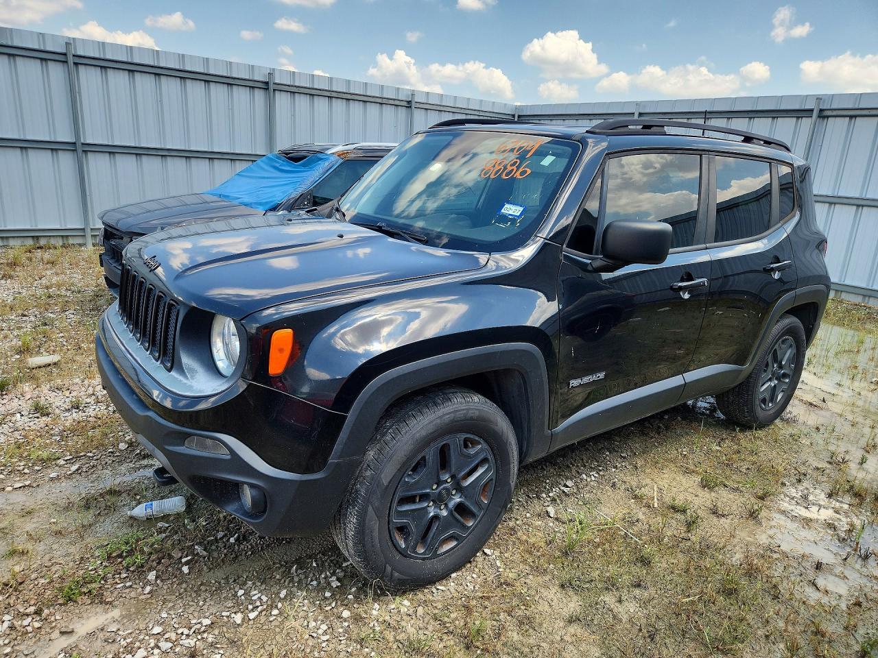 2018 JEEP RENEGADE Sport — Front 3/4