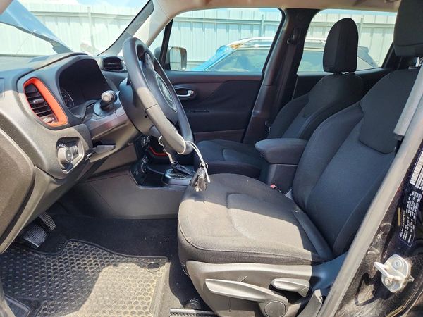 2018 JEEP RENEGADE Sport — DENT
