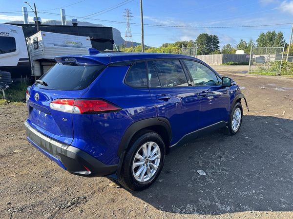 2024 TOYOTA COROLLA CROSS LE