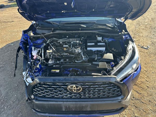 2024 TOYOTA COROLLA CROSS LE