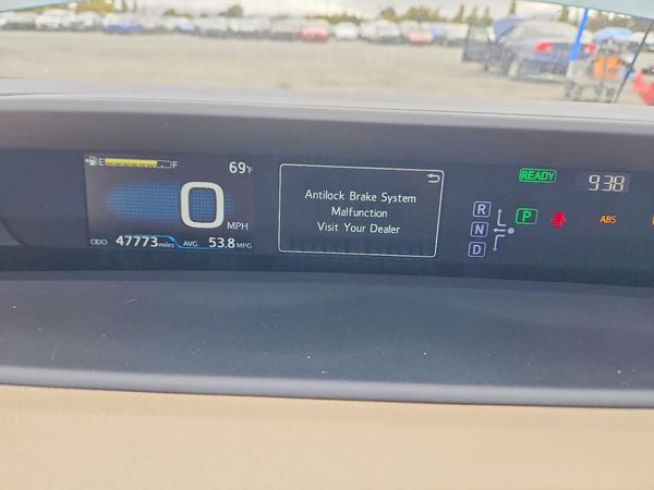 2018 TOYOTA PRIUS