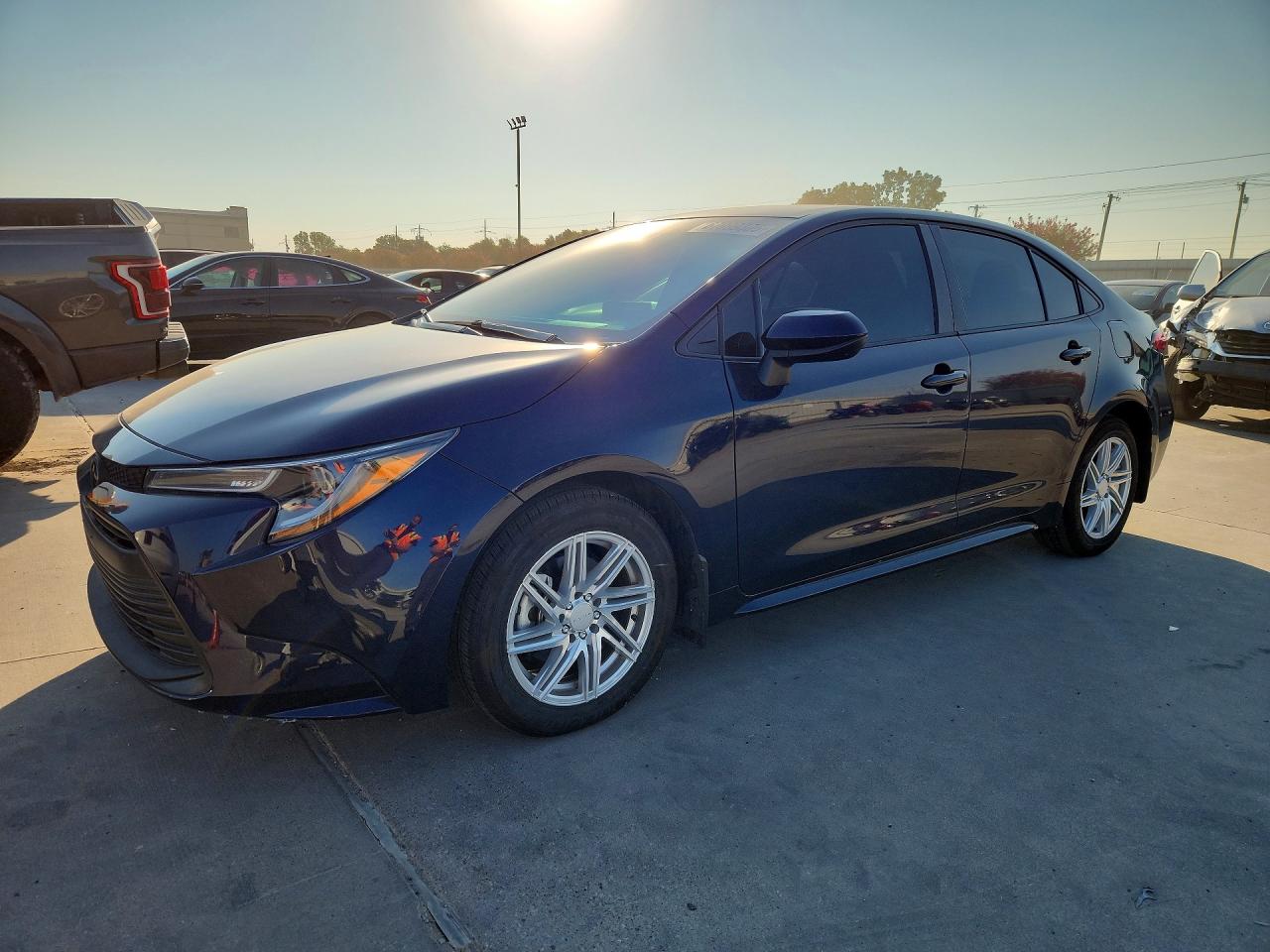 2025 TOYOTA COROLLA