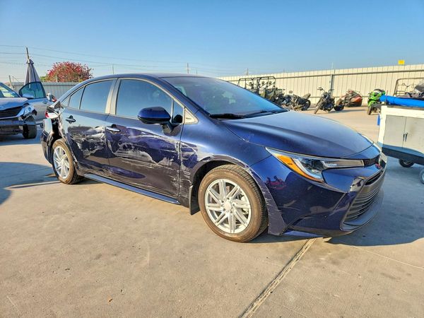2025 TOYOTA COROLLA