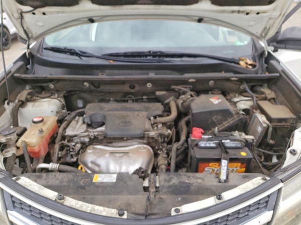 2015 TOYOTA RAV4 LE (X Grade)