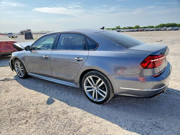 2018 VOLKSWAGEN PASSAT S, R-Line — DSRA