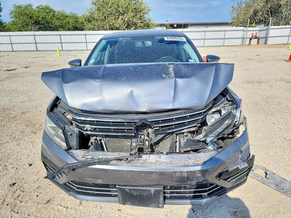 2018 VOLKSWAGEN PASSAT S, R-Line — DIRF