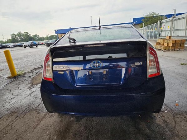 2015 TOYOTA PRIUS