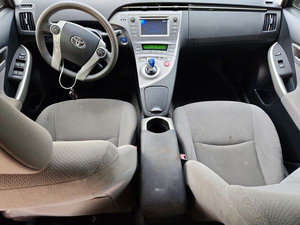 2015 TOYOTA PRIUS