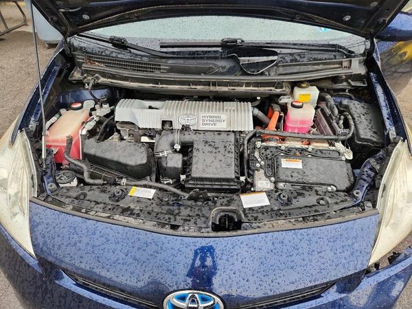 2015 TOYOTA PRIUS