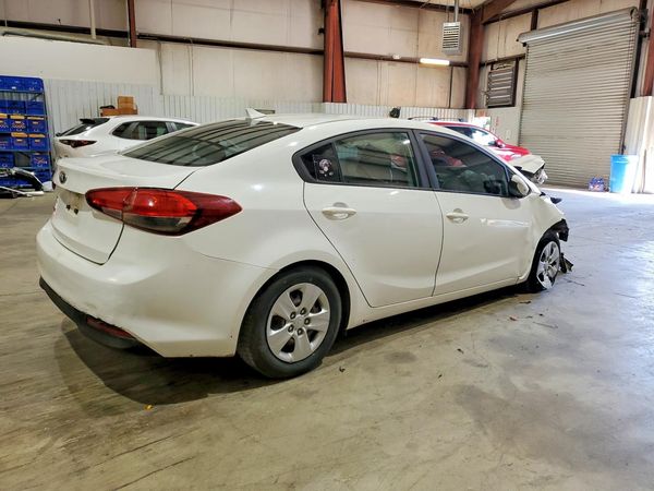 2017 KIA FORTE