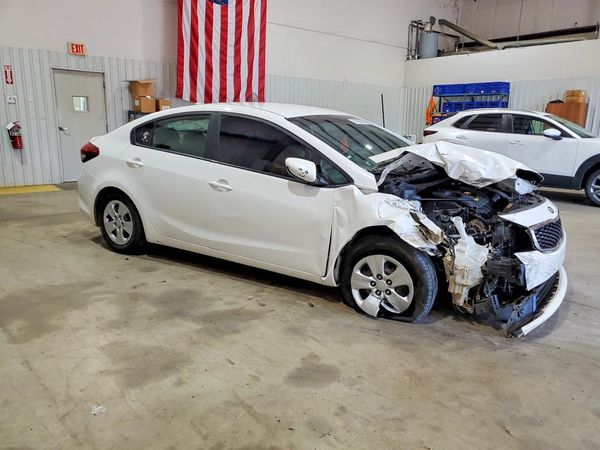 2017 KIA FORTE