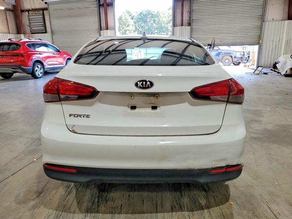 2017 KIA FORTE