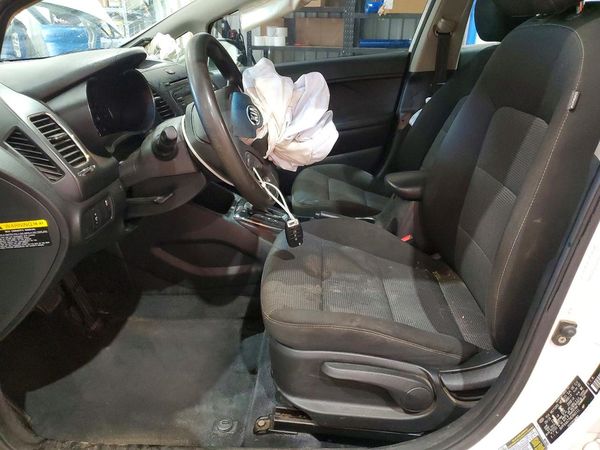 2017 KIA FORTE