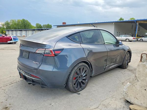 2023 TESLA MODEL Y