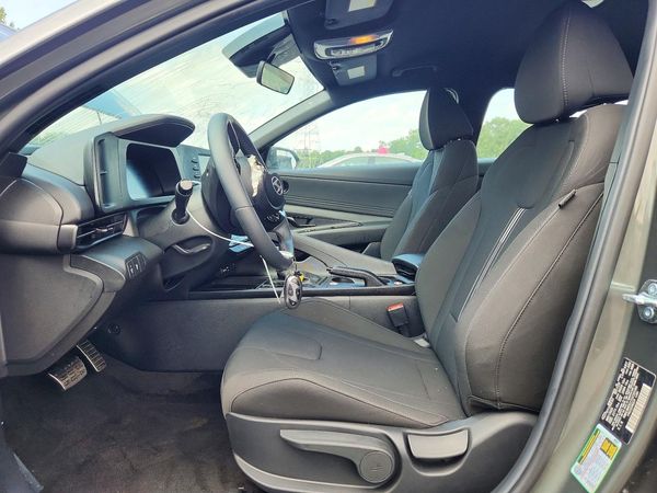 2026 HYUNDAI ELANTRA