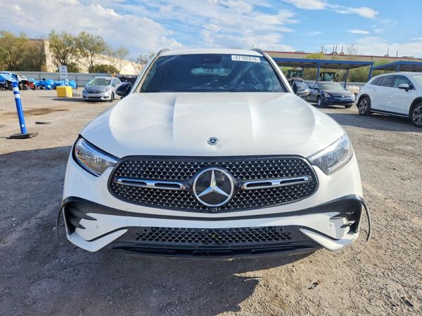 2024 MERCEDES-BENZ GLC