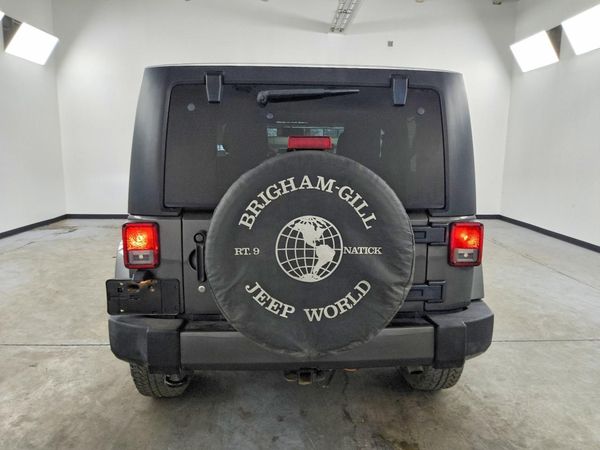 2017 JEEP WRANGLER Sahara — DIRR