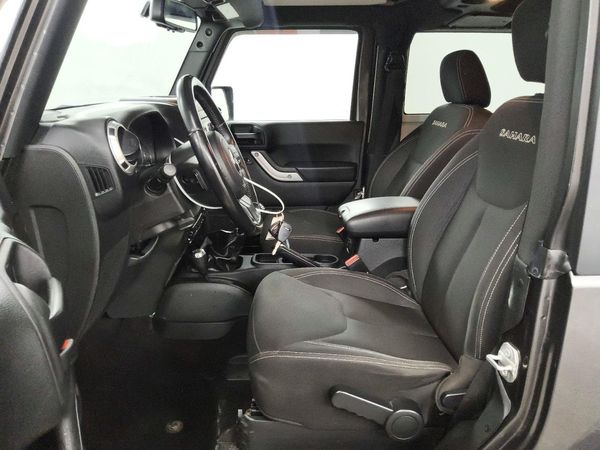 2017 JEEP WRANGLER Sahara — DENT