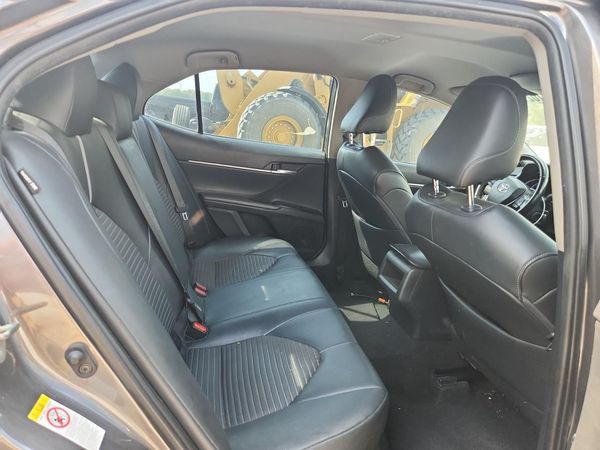 2019 TOYOTA CAMRY