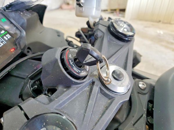 2025 KAWASAKI ZX636