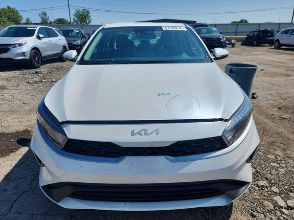 2024 KIA FORTE