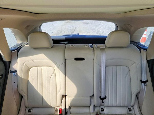 2018 AUDI Q5 quattro Premium Plus