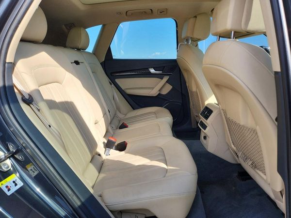 2018 AUDI Q5 quattro Premium Plus