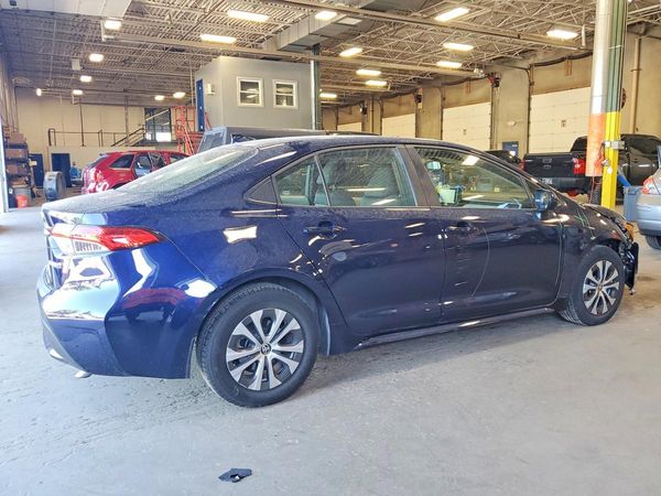 2022 TOYOTA COROLLA LE