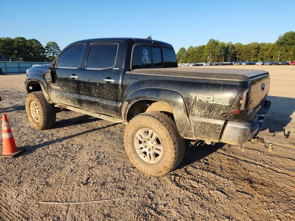 2015 TOYOTA TACOMA