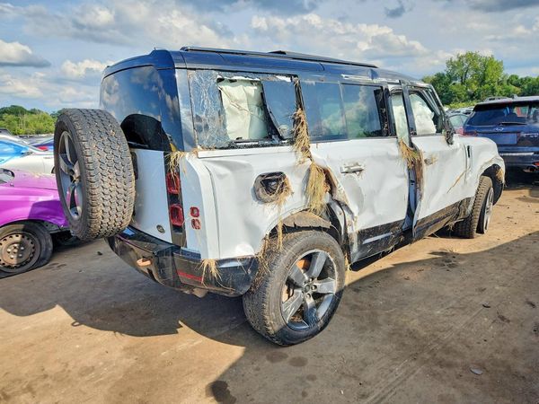2023 LAND ROVER DEFENDER 110 X-Dynamic SE