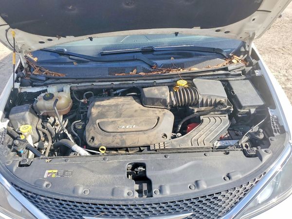 2017 CHRYSLER PACIFICA Touring L Plus