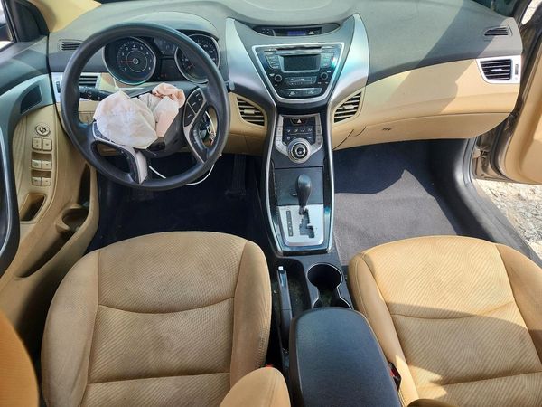 2013 HYUNDAI ELANTRA