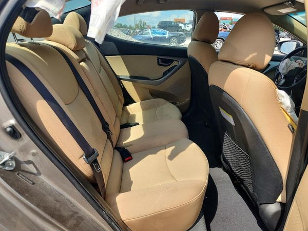 2013 HYUNDAI ELANTRA