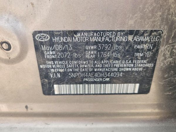 2013 HYUNDAI ELANTRA