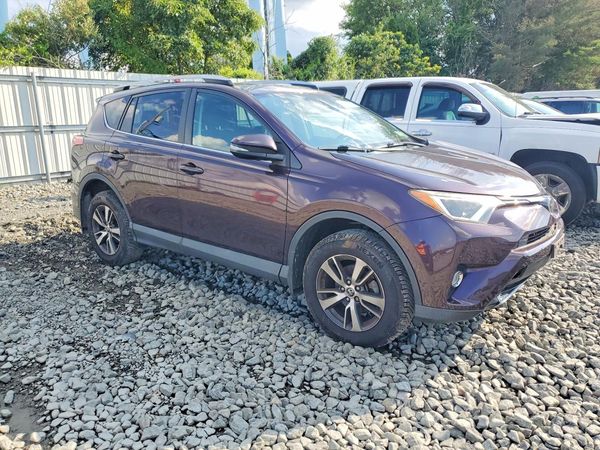 2018 TOYOTA RAV4 Adventure/XLE