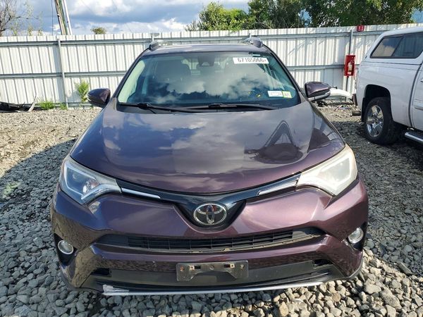 2018 TOYOTA RAV4 Adventure/XLE