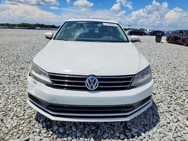 2017 VOLKSWAGEN JETTA SE