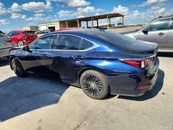 2022 LEXUS ES 350