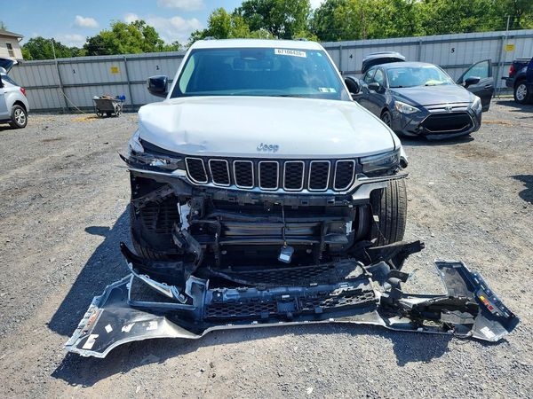 2024 JEEP GRAND CHEROKEE