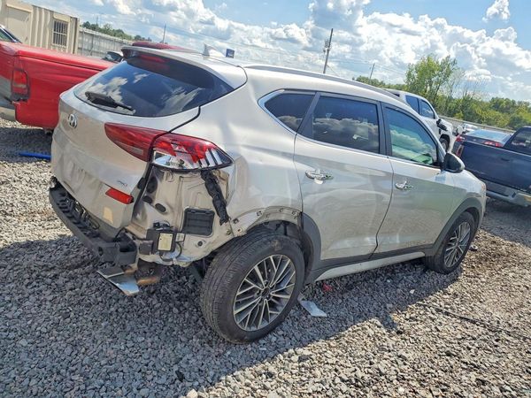 2020 HYUNDAI TUCSON