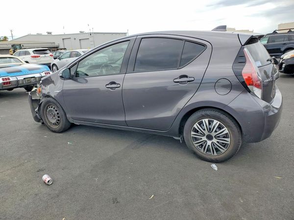 2015 TOYOTA PRIUS
