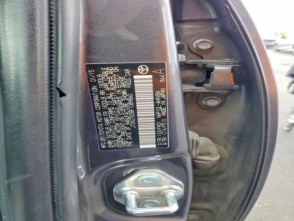 2015 TOYOTA PRIUS