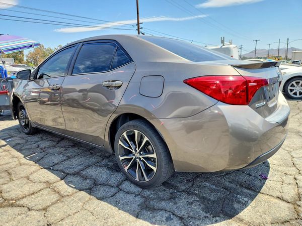 2017 TOYOTA COROLLA